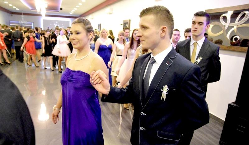 Maturzyści z Technikum nr 2 w Chojnicach bawili się na studniówce (GALERIA, cz. II