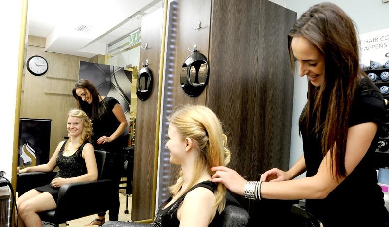 Nasze modelki u fryzjera (FOTO)