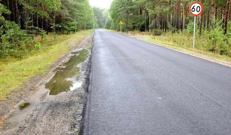 Mieszkańcy skarżą się na drogę z Czerska do Śliwic