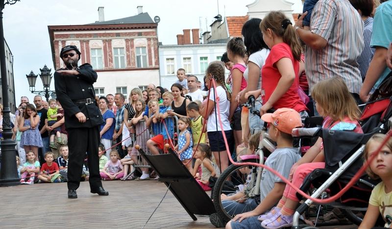 Finał Chojnickiego Festiwalu Sztuki Ulicznej (GALERIA)