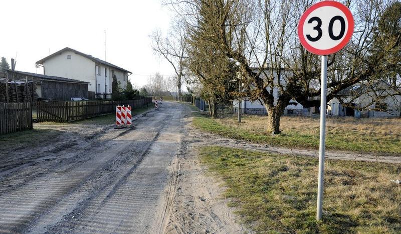 Ruszył remont ulicy Ostrowskiej w Rytlu