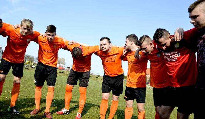 Szarża Krojanty wygrała derby z Borowiakiem Czersk (ZDJĘCIA)