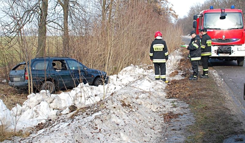 Dachowanie na trasie Lichnowy - Sławęcin (FOTO)