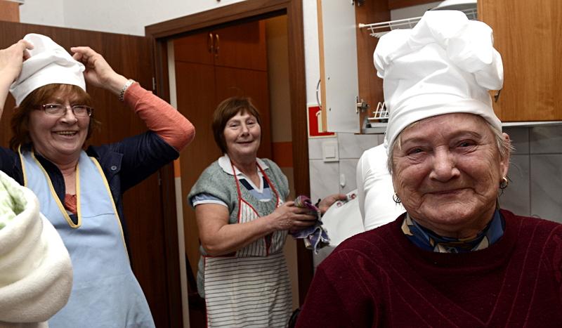 Ciasteczka pieczone pod okiem gospodyń (GALERIA)