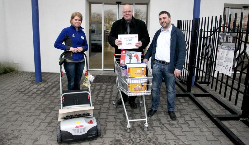 Dyrektor odebrał nagrody w markecie Mrówka (GALERIA)