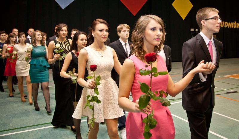 Studniówka Zespołu Szkół w Chojnicach (GALERIA II)