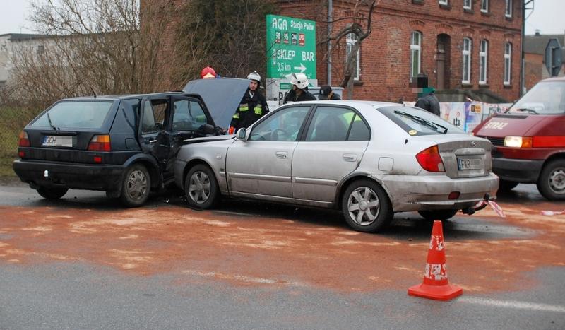Wypadek w Lubni. Dzieci trafiły do szpitala (FOTO)