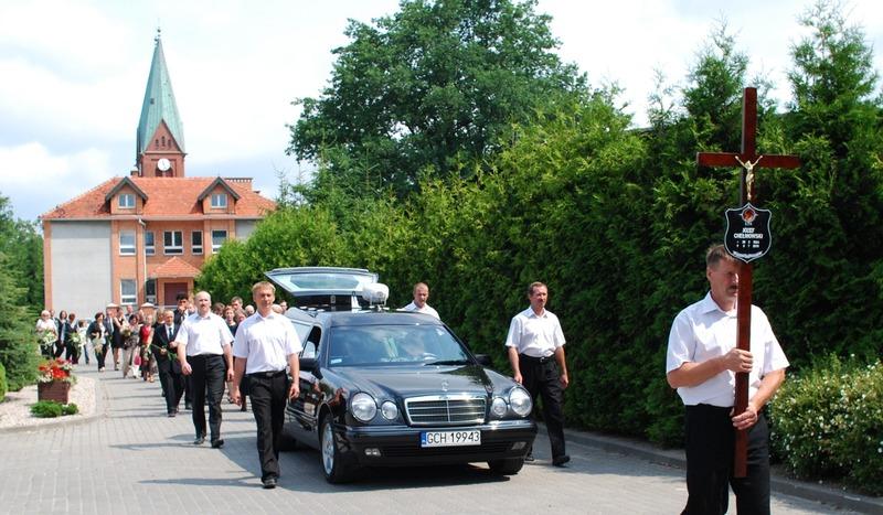Pogrzeb Józefa Chełmowskiego w Brusach (GALERIA)