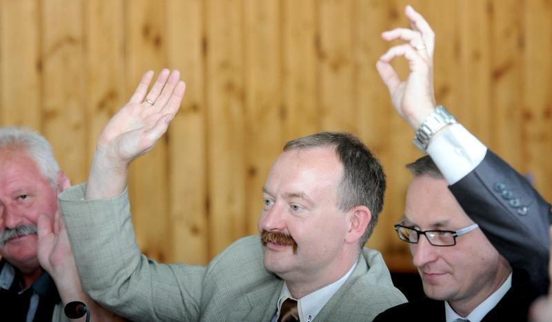 Radni z Czerska powołali komisję, która sprawdzi podpisy