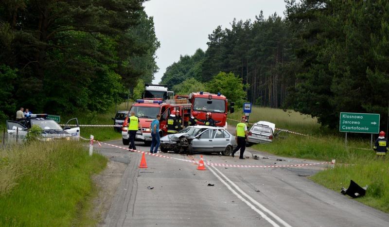 Trzy auta zderzyły się na trasie Chojnice ? Brusy (FOTO)