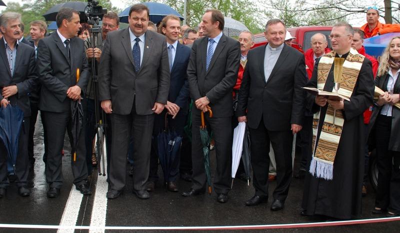 Otwarcie mostu zwodzonego w Małych Swornegaciach (GALERIA)