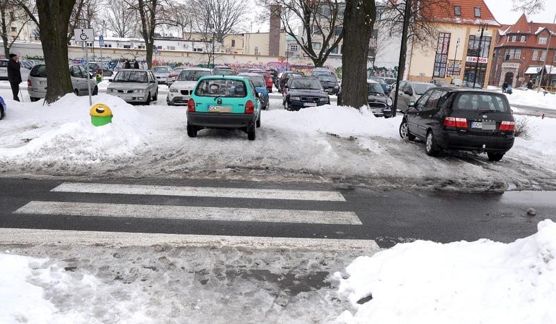 Nie wszyscy kierowcy potrafią parkować