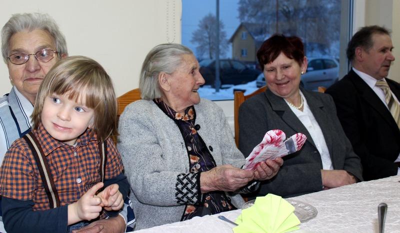 Dzień Babci i Dziadka w Będźmierowicach (GALERIA)