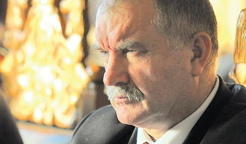 Czy radny mógł opiniować stypendia?