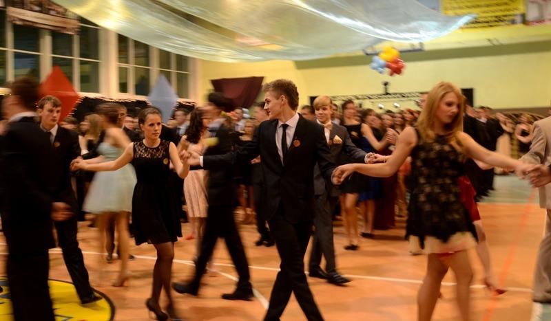 Studniówka II LO w Chojnicach (GALERIA II część)