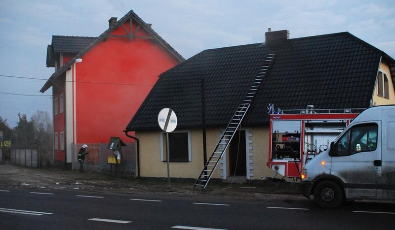 Pożar domu w Czersku (FOTO)