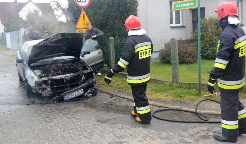 Samochód sam się zapalił (FOTO)
