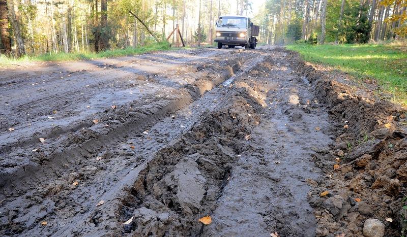 Gmina naprawi drogę w Krzyżu