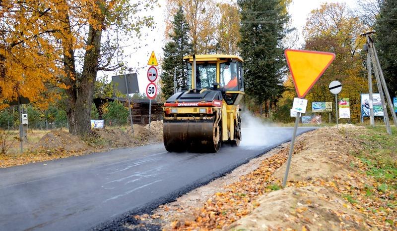 Remontują drogę w gminie Chojnice
