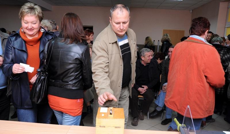 Mieszkańcy Krzyża głosowali na Zbigniewa Bielińskiego (GALERIA)