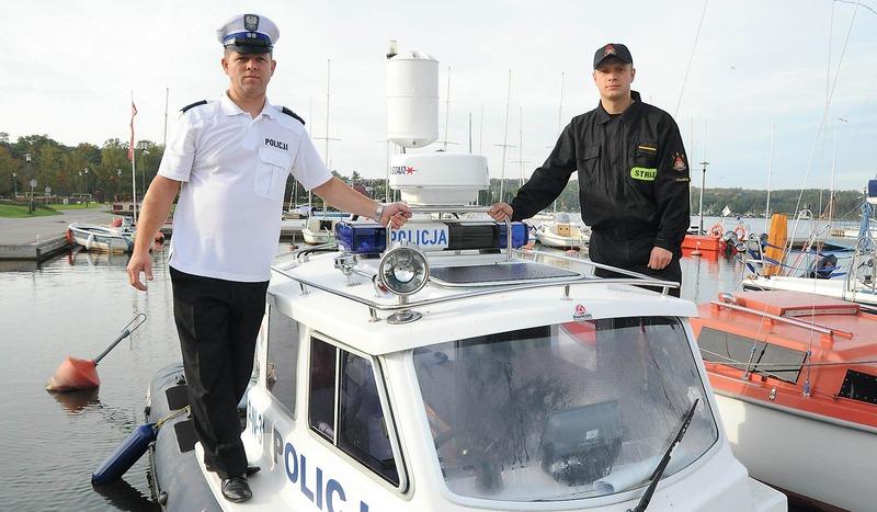 Ratownicy uratowali żeglarza