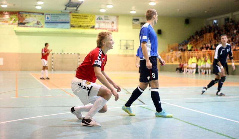Tomasz Kriezel pokonał z kolegami Włochów