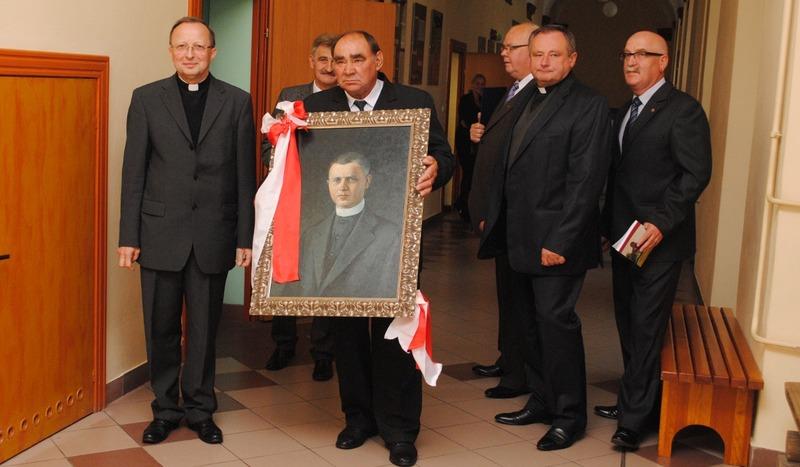 Ksiądz Jank w Galerii Wielkich w Chojnicach (FOTO)