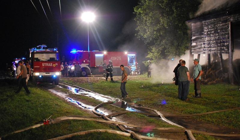 Pożar stodoły w gminie Czersk (GALERIA)