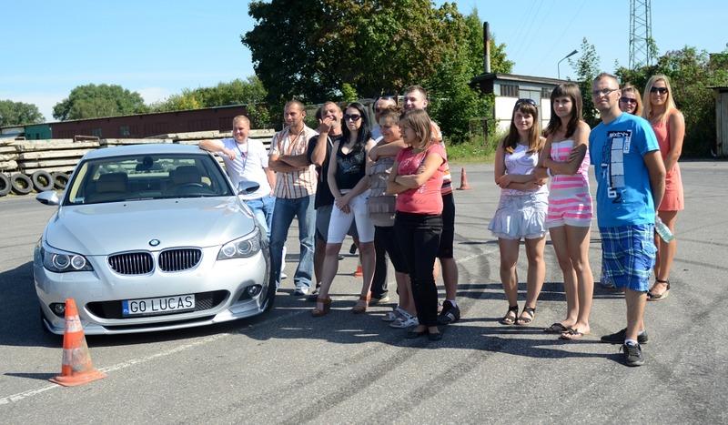 Piknik BMW w pełnym słońcu (GALERIA)
