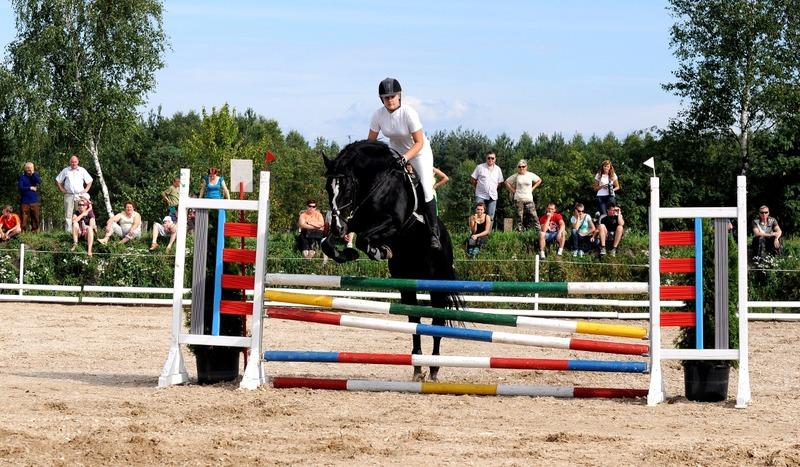 Trwa festyn konny w Kwiekach