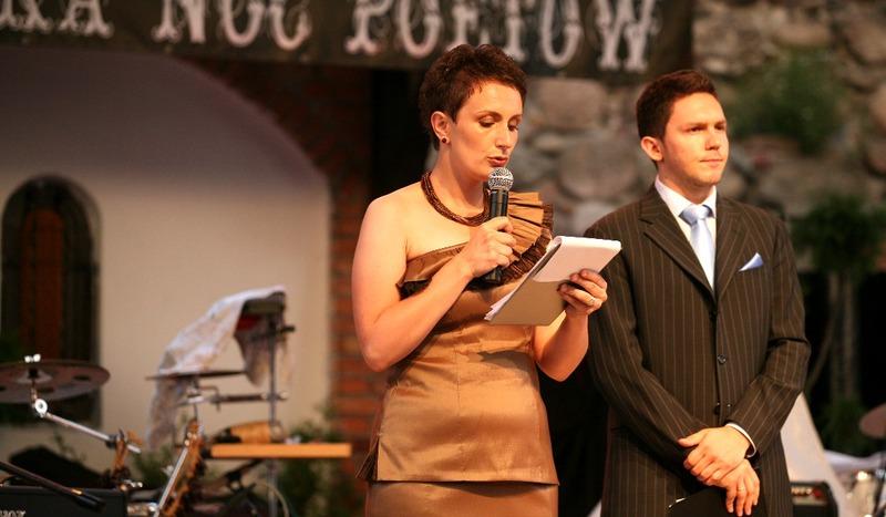 Za chwilę Noc Poetów. Gwiazdą będzie Raz Dwa Trzy