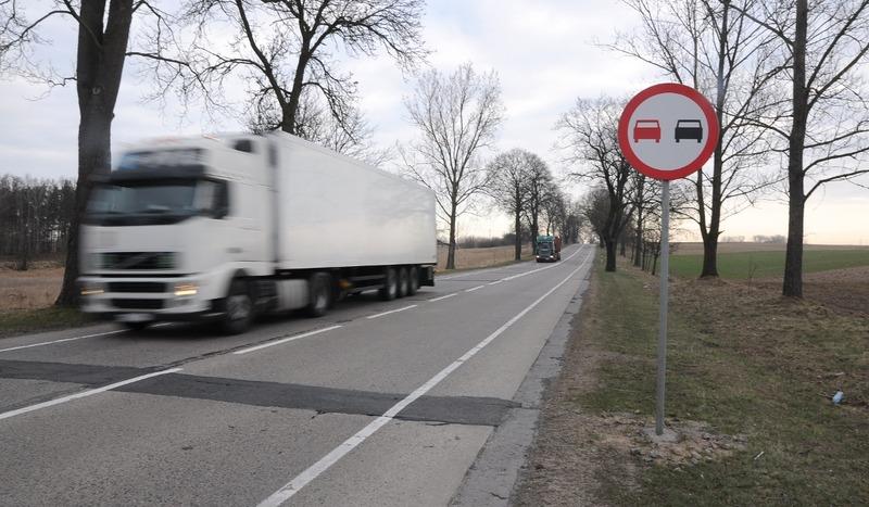 Na berlince stanął zakaz wyprzedzania