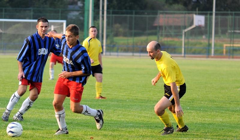 Niższe ligi na start. Kto, gdzie i z kim?