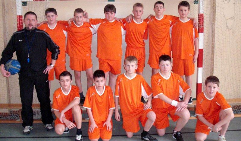 Ostrowite gromi w gminie