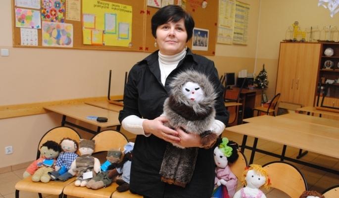 W Swornychgaciach szyją lalki