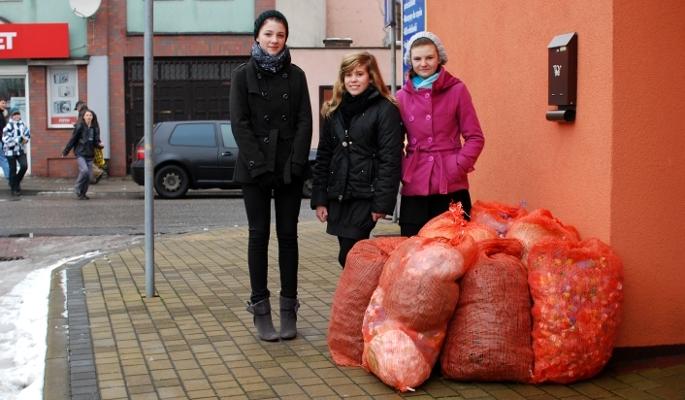 Akcja zbierania nakrętek trwa