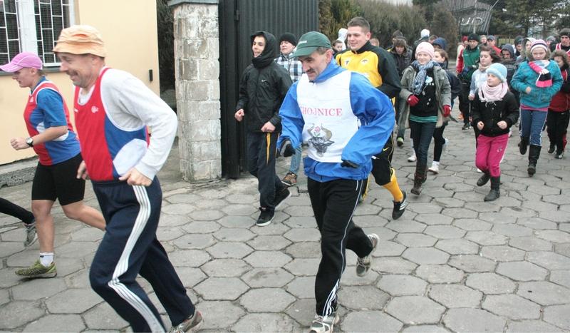 Biegali i grali w Chojnicach