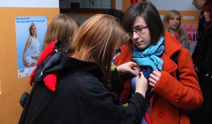 Ostrzegali młodzież przed wirusem HIV