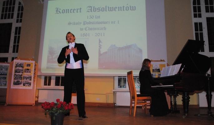 Absolwent Zaremba na scenie