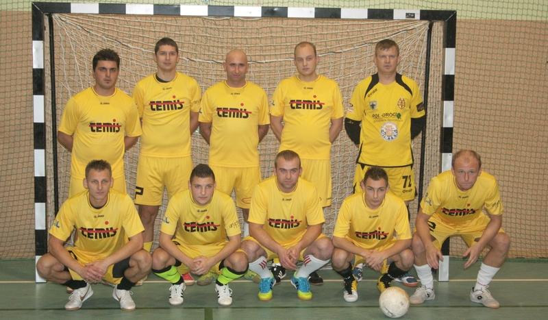Stal Serwis pierwszym liderem