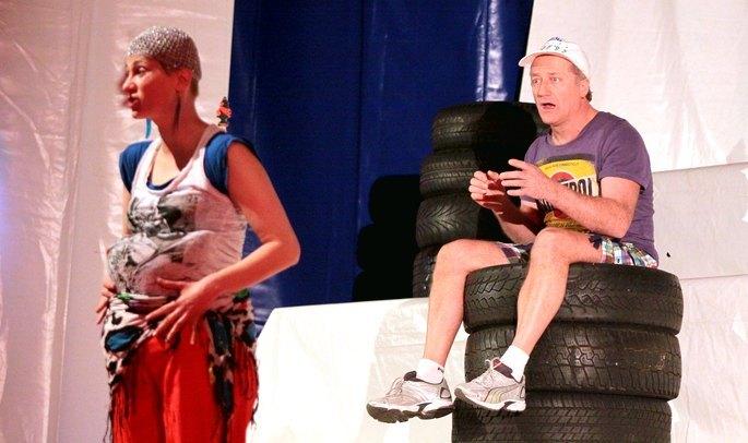 Dwoje Rumunów w Chojnicach - spektakl teatru repertuarowego