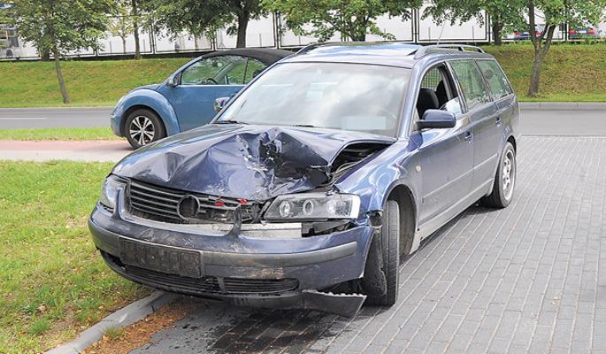 Wyprzedzał na skrzyżowaniu