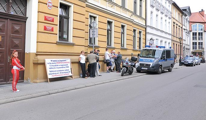 Domagają się kontroli w chojnickim sądzie