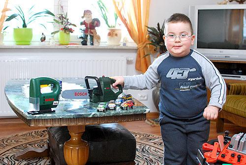Narzędzia przyjechały aż z Warszawy