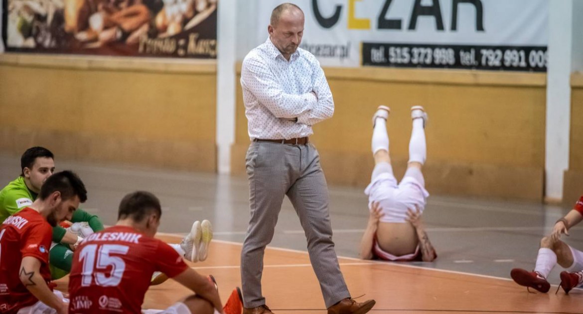 Red Devils nie ma trenera. Jacek Burglin nie jest już szkoleniowcem