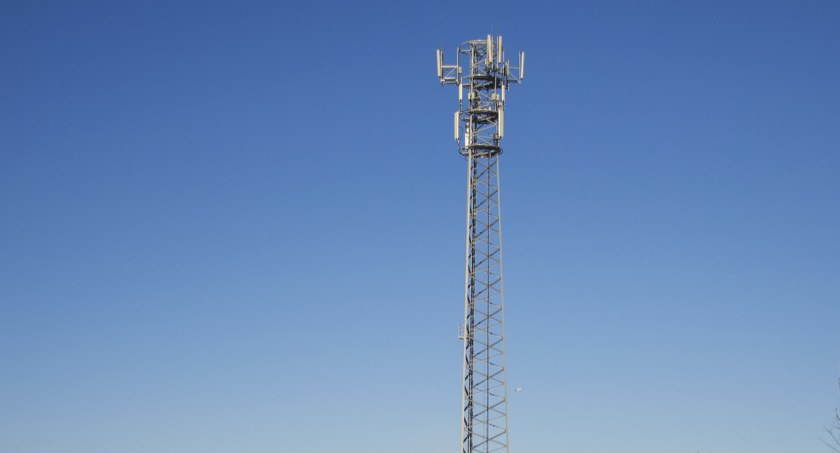 W Małych Swornegaciach stanie 62-metrowy masz telefonii komórkowej. Jest juz pozwolenie na budowę