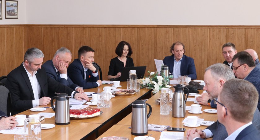 Kto teraz musi podjąć decyzję o budowie węzła Nieżychowice?