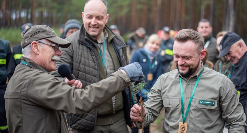 Leśnicy stanęli w obronie dobrego imienia papieża Jana Pawła II