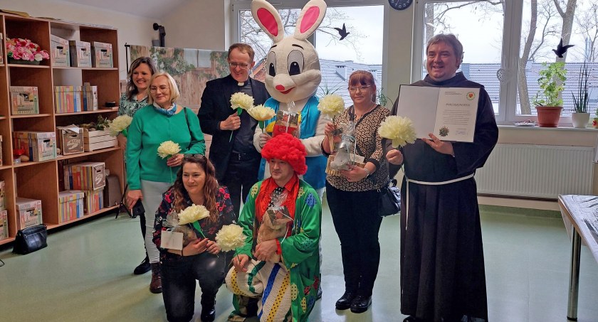 Upominki dla osób chorych w hospicjach w Chojnicach i Kościerzynie