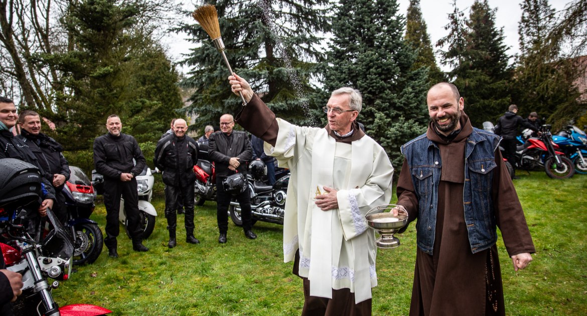 Poświęcenie motocykli na rozpoczęcie sezonu (FOTO)